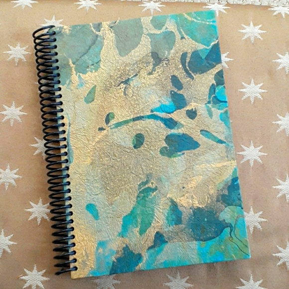 Sketchbook/Journal - 100% recycled paper - Picture 1 of 6